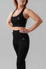 Zestaw sportowy damski GYM-LADY kolekcja BASIC kolor black - odzież fitness dla kobiet modelka przód 2
