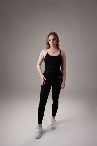 8106eadeb0f9df8053fba818a52da39d